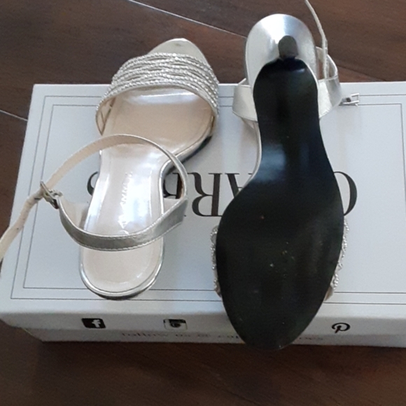 Caparros Short Heels - Picture 6 of 6